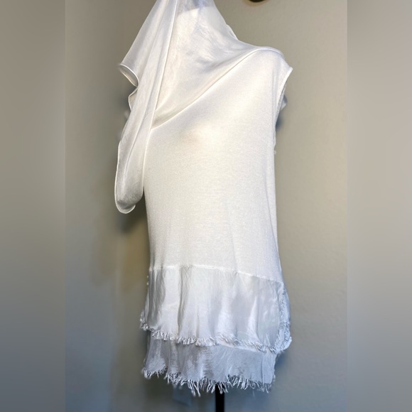 Silk White Blouse with Layered Hem made in Italy - Picture 6 of 13